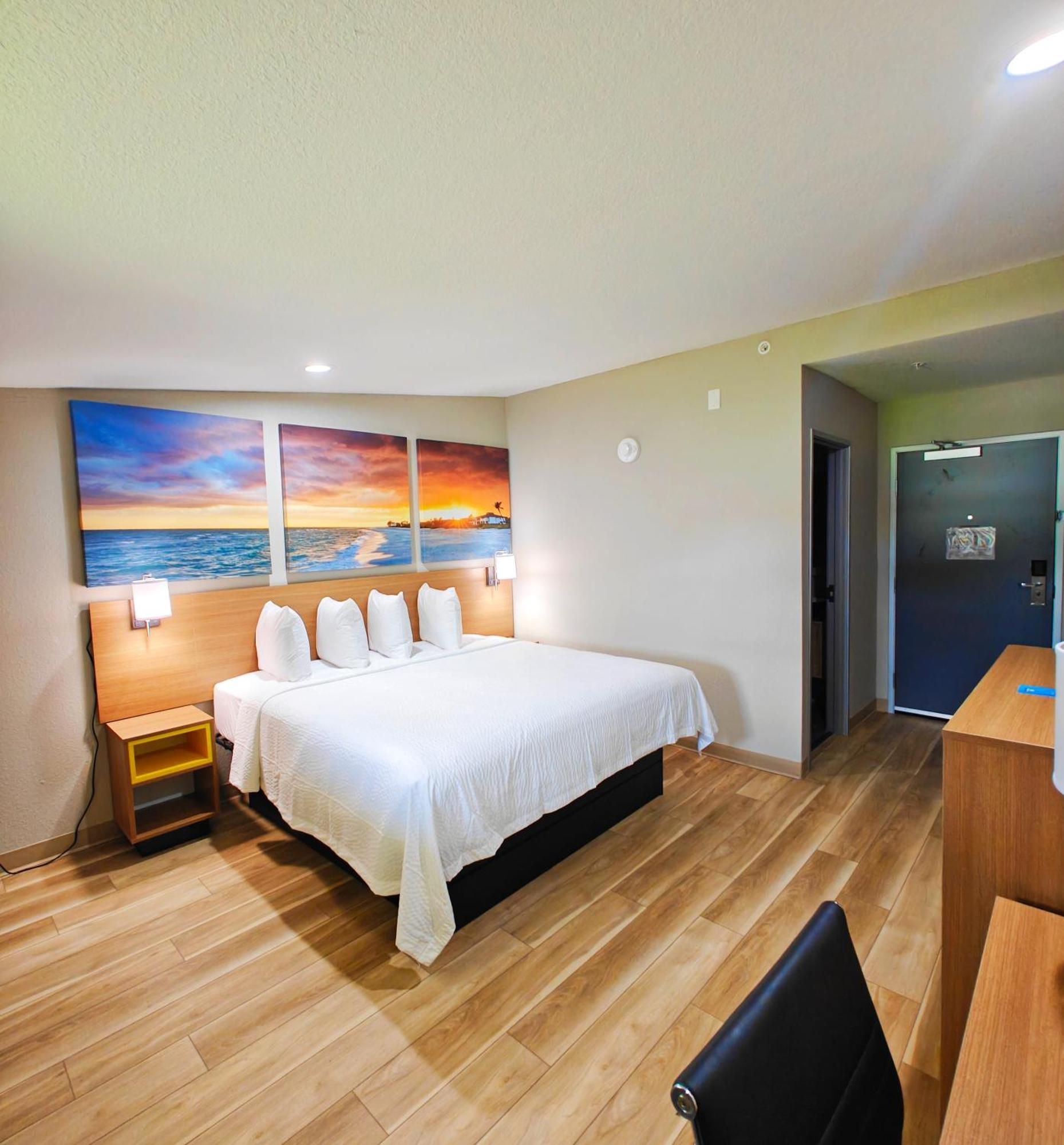 Days Inn By Wyndham Ocala North Eksteriør billede